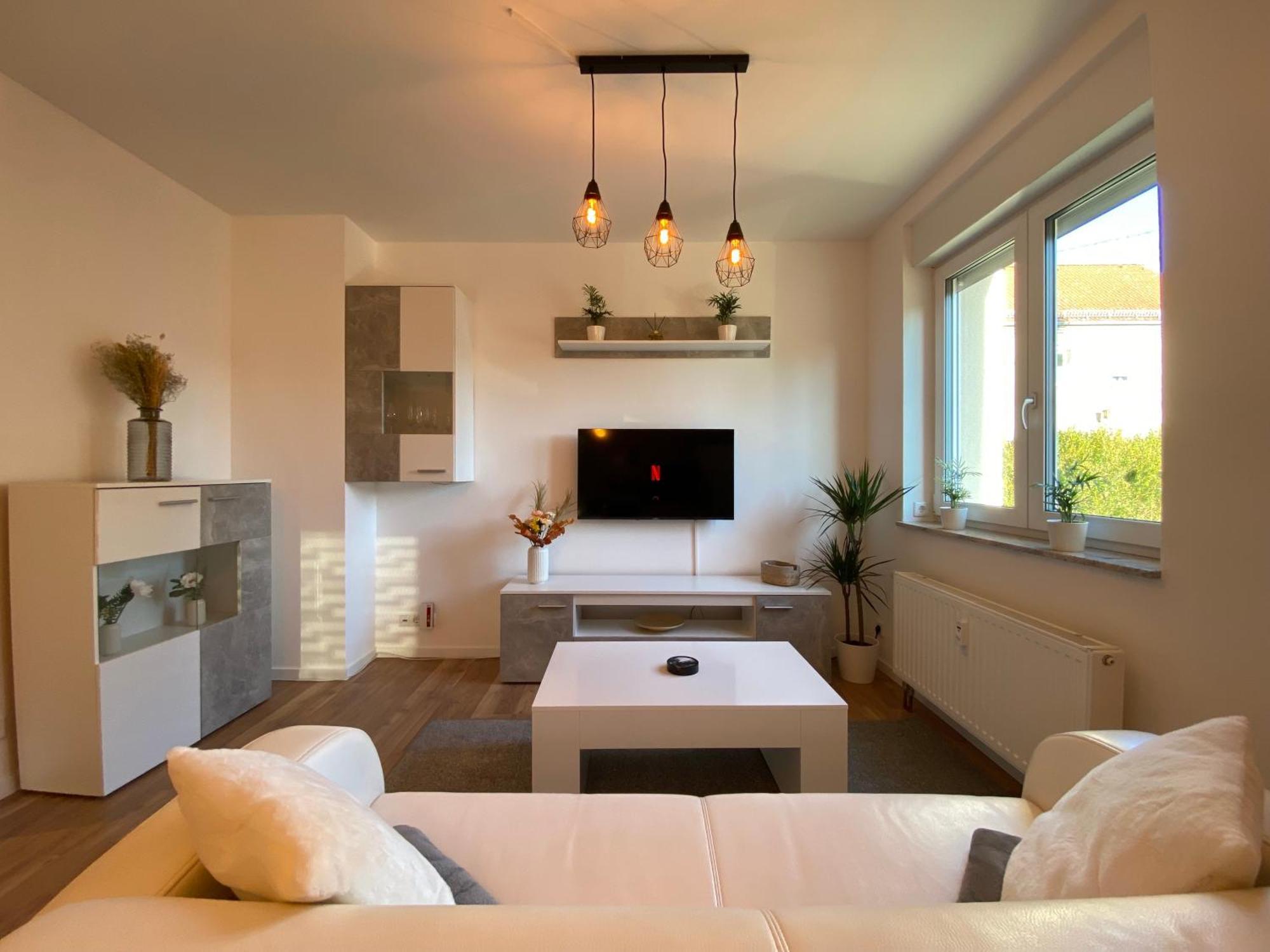 Hochwertige Ferienwohnung Mit 7Qm Balkon, Netflix, Kaffeeautomat, Rainshower Bad Zwickau Exterior foto